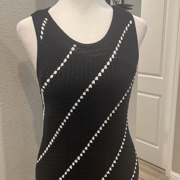 International Concepts MIDI Striped Crochet Fringe Dress Size Médium - Picture 4 of 7